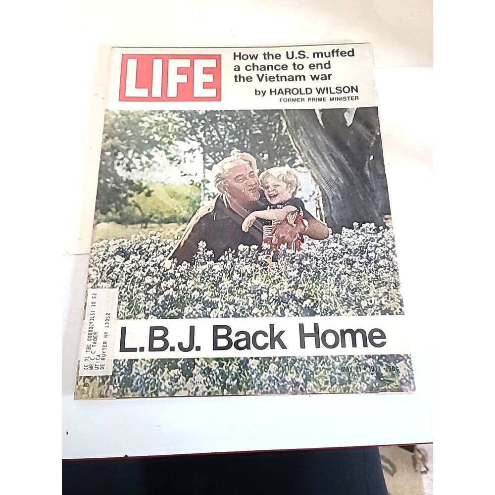 VTG  Life Magazine May 21 1971 Lyndon B. Johnson Back Home W/Protective Sleeve